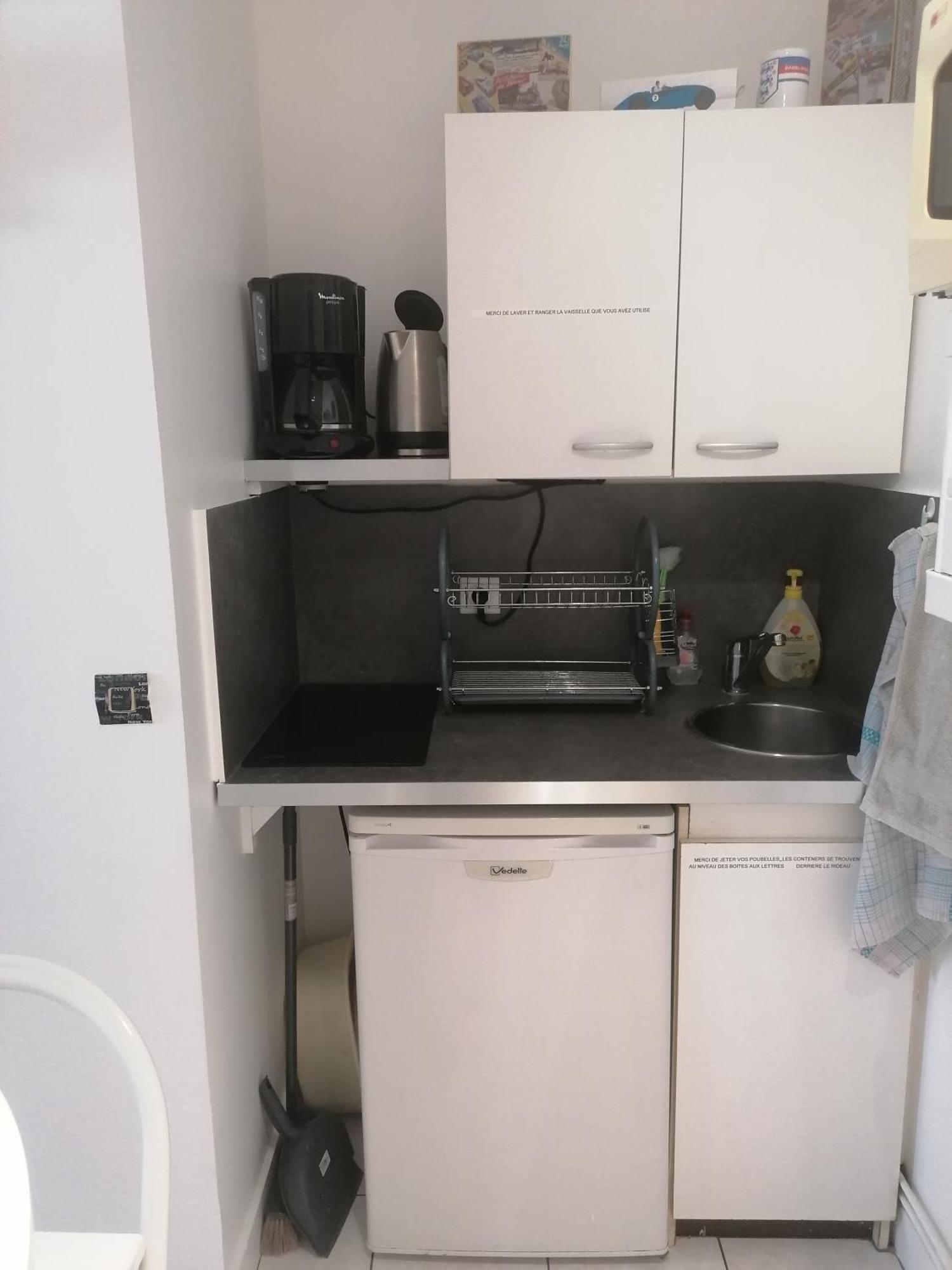 Le Petit Chalet -Appartement Proche De La Vieille Ville , Du Centre Ville Et Du Tram- Petit Dejeuner Offert เลอม็องส์ ภายนอก รูปภาพ