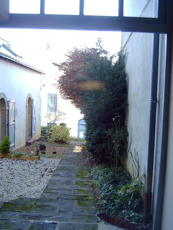 Le Petit Chalet -Appartement Proche De La Vieille Ville , Du Centre Ville Et Du Tram- Petit Dejeuner Offert เลอม็องส์ ห้อง รูปภาพ
