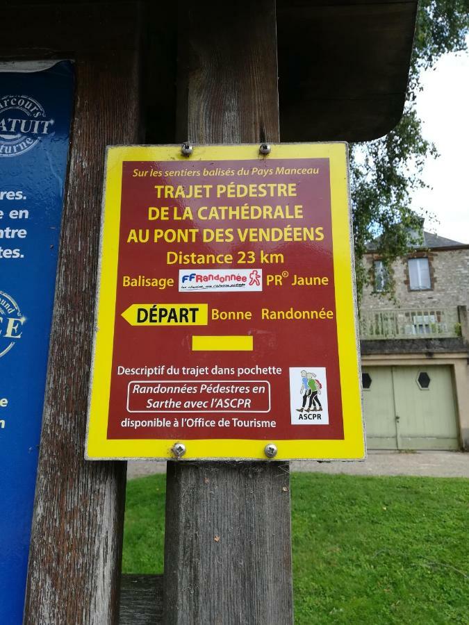 Le Petit Chalet -Appartement Proche De La Vieille Ville , Du Centre Ville Et Du Tram- Petit Dejeuner Offert เลอม็องส์ ภายนอก รูปภาพ